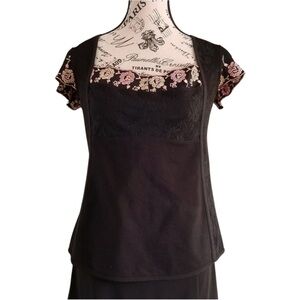 🇨🇦 Kollontai Black & Pink Embroidered Lace Top —Lolita Goth MTL Designer